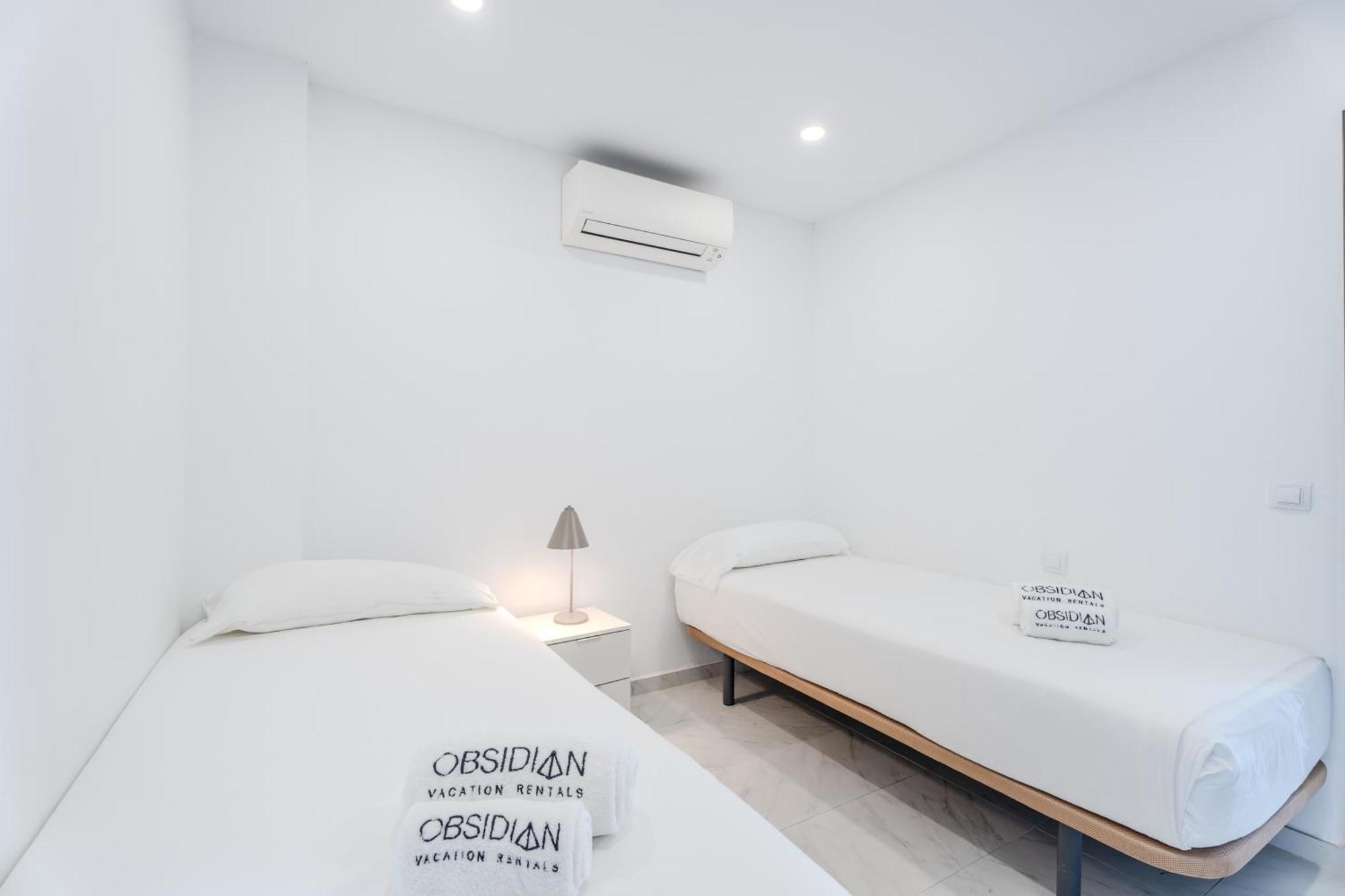 Obsidian Ocean Blue Radazul Apartment Exterior foto